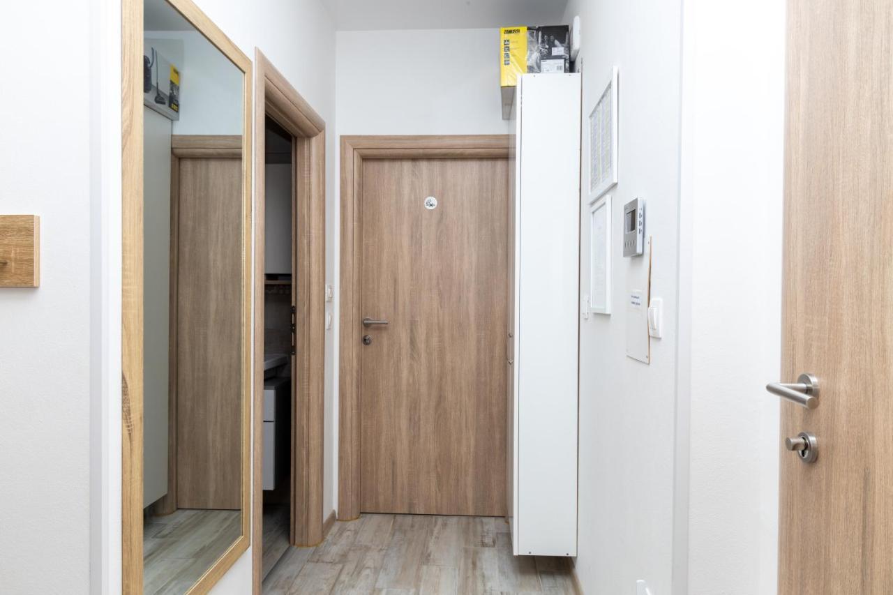 Apartmani Pranjic 波雷奇 外观 照片