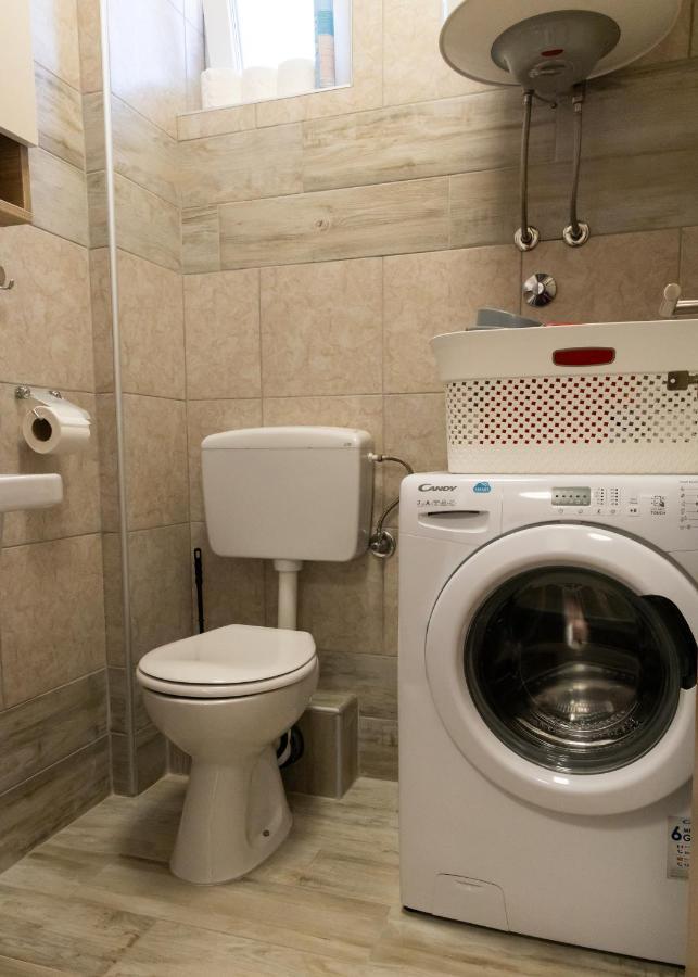 Apartmani Pranjic 波雷奇 外观 照片