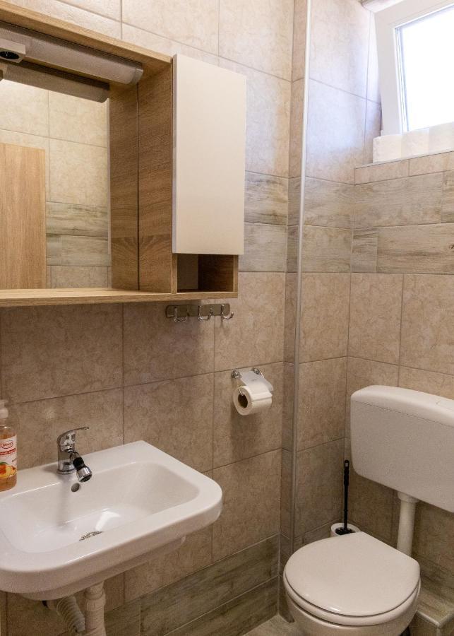 Apartmani Pranjic 波雷奇 外观 照片