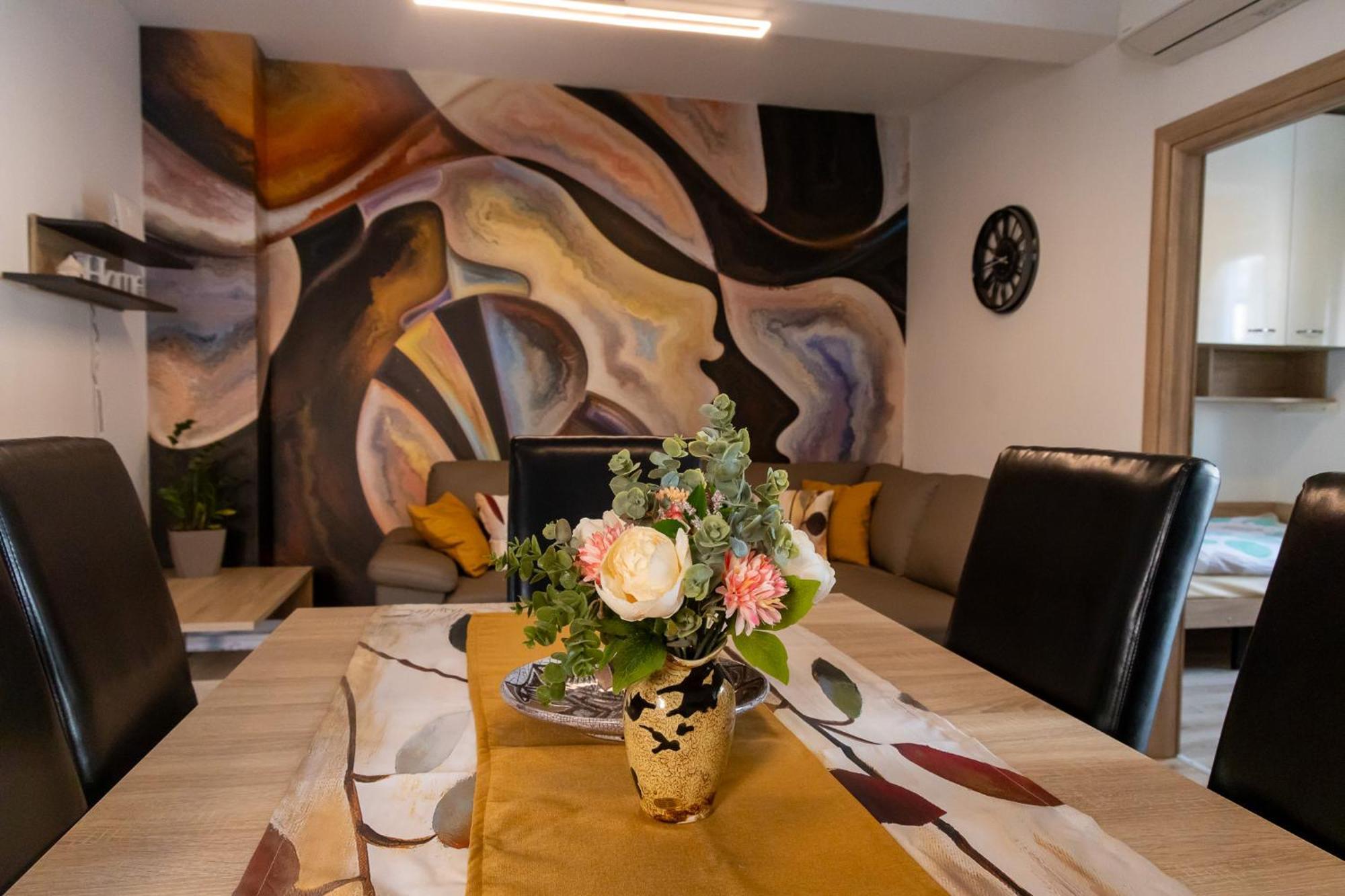 Apartmani Pranjic 波雷奇 外观 照片