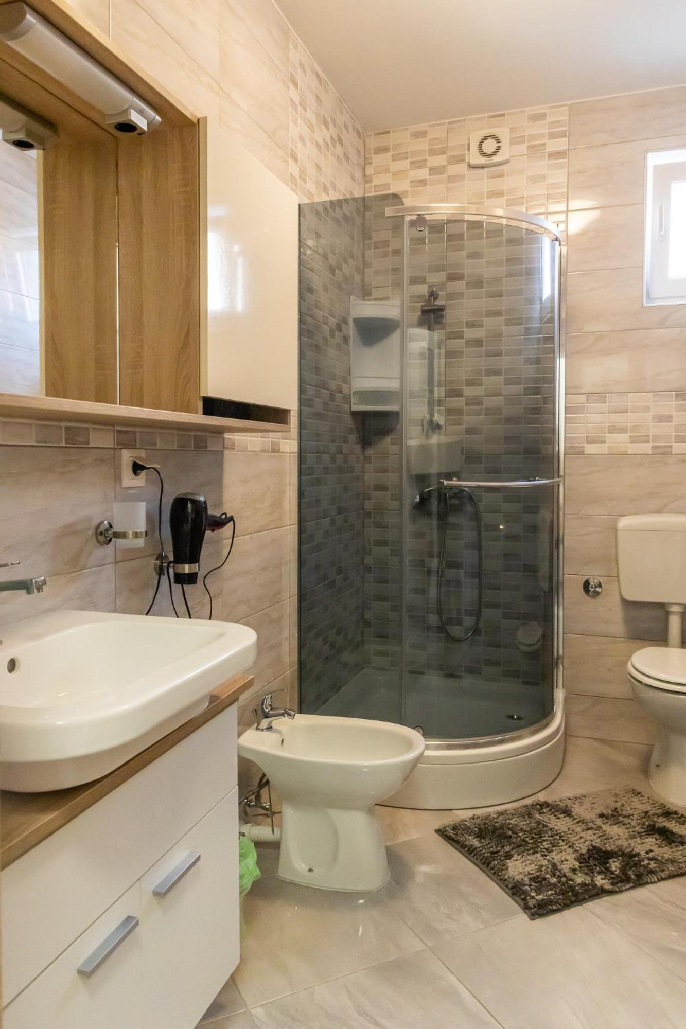 Apartmani Pranjic 波雷奇 外观 照片